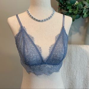 🌸 Victoria’s Secret Lacy Bralette
